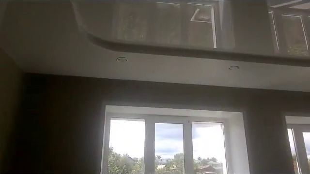 Натяжные потолки в холле частного дома. смотреть онлайн