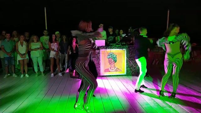 Show El y Ella | Choreography - Key Hedera | Music - Somos Cubanos | Los Van Van смотреть онлайн