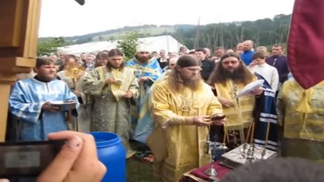 Kрестный ход в Монастыре Прп. Паисия Вел. (Ruşi lipoveni) смотреть онлайн