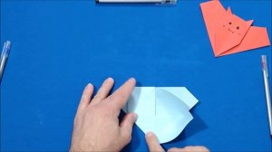 Pipistrello di Carta,Semplice Origami, Gioco di Carta, Divertimento per i Bambini