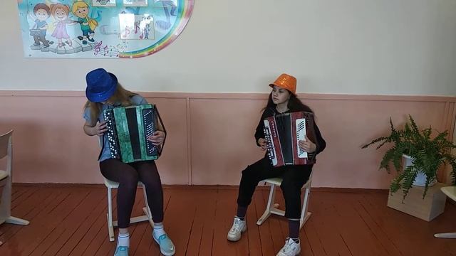 Дуэт Подружки баян А Ковалёв Духовой оркестр смотреть онлайн