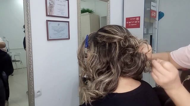 Прическа жасау/ Утюжокпен бұйралау/ локоны с утюжком смотреть онлайн