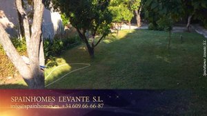 Трехэтажный дом в Сан Хуан, провинция Аликанте, Испания, у пляжа Muchavista. Недвижимость в Испании