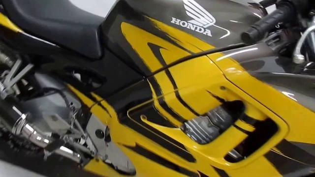 HONDA CBR 600 F3 (0246) смотреть онлайн