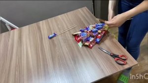 Как собрать букет из шоколадок подробное обучающее видео