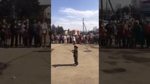 Казачок,танец с саблями