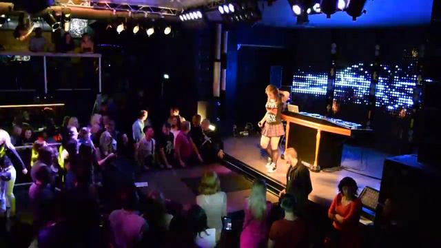 Акула Берлин смотреть онлайн