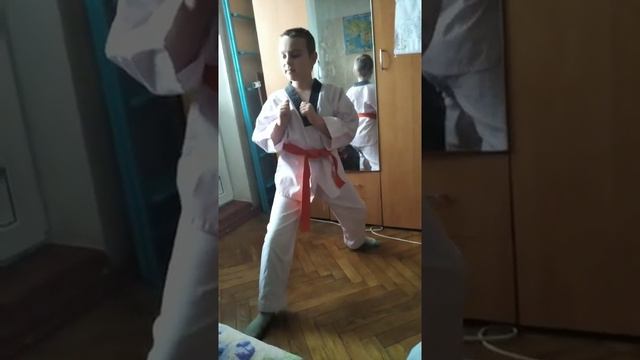 2 стороны 12 стоек. смотреть онлайн