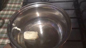 Жареные караси в сметане на сковороде рецепт