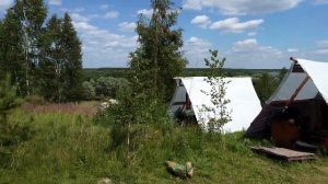 Лагерь археологов около села Хотылево