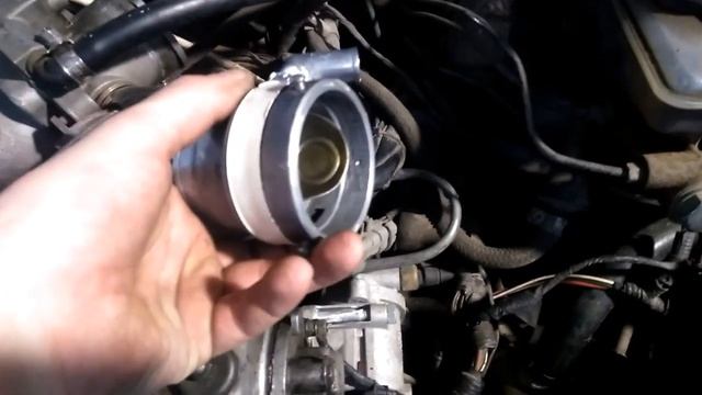 Подсос воздуха в двигателе проверка дымогинератором ОЧЕНЬ ДЕШЕВЫЙ СПОСОБ ПРОВЕРИТЬ СВОЙ АВТОМОБИЛЬ смотреть онлайн