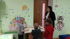 Фрагмент подгруппового занятия в разновозрастной группе комбинированной направленности .mp4