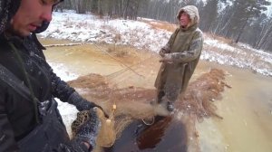 Рыбалка на НЕВОД. Тянем невод. Подарю вам 3 ножа ХАНТЫ