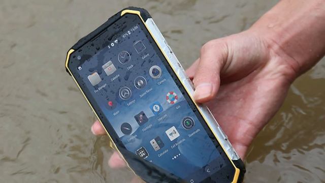 Лучшие защищенные смартфоны с IP68 и мощным аккумулятором