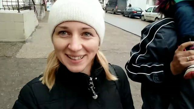 Василиса в Крыму. Мама Наташа пробует блогерство смотреть онлайн