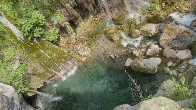 Водопады во Франции. Древняя система источников. Горная река. Лазурный берег. Жизнь во Франции. смотреть онлайн