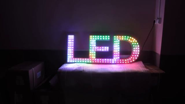 Светодиодная строка LED радуга с переливом типа спектра преломлённого разложения луча света смотреть онлайн