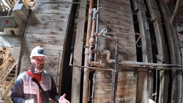 Inside an abandoned copper mill in remote Alaska S6-E142