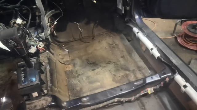 Все не так плохо. Состояние пола Nissan Primera P11 sr20de смотреть онлайн