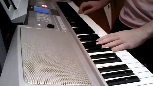 7:40 на синтезаторе YAMAHA DGX 305 смотреть онлайн