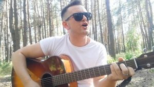 ДЕВОЧКА, НЕ НАДО СЛЕЗЫ ЛИТЬ (под гитару)