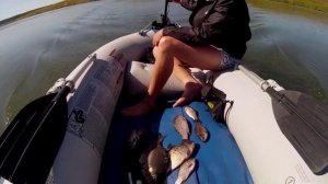 Олька на лодка с электромотором.