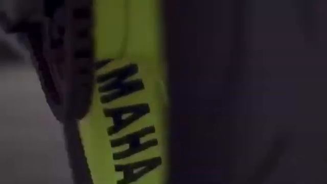 Yamaha R6 смотреть онлайн