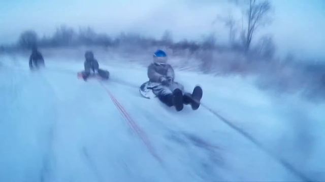 Катание на ватрушках. Рыжаково 07.01.16 смотреть онлайн