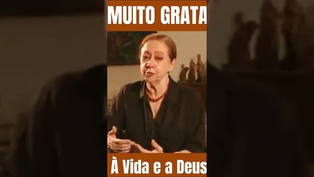 Bem resolvida, grata e exemplar profissional! Fernanda Montenegro é uma lição de vida!