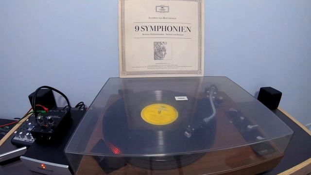 Symphony no. 1 C major Op. 21 [Beethoven Edition - 9 Symphonies] смотреть онлайн