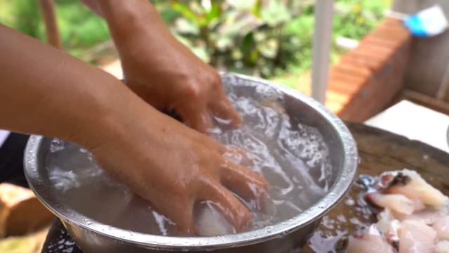 【农村四哥】农村四哥赶场拉菜枯，买条闻所未闻的“钢钎鱼”，水煮一盆下酒爽 смотреть онлайн