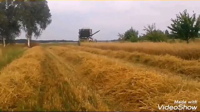 Комбайн Джон Дір. смотреть онлайн