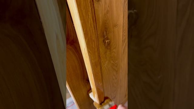 Дверные ручки из дуба. Oak door handles.