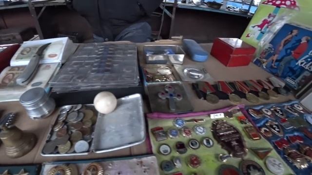 Барахолка . Поездка на Блошиный Рынок перед Новым Годом . Елочные игрушки СССР смотреть онлайн