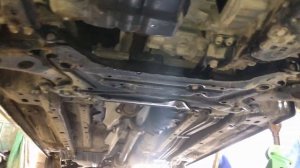 Как выглядит днище автомобиля до и после мойки Outlander III 2017 или как ржавеет кузов?