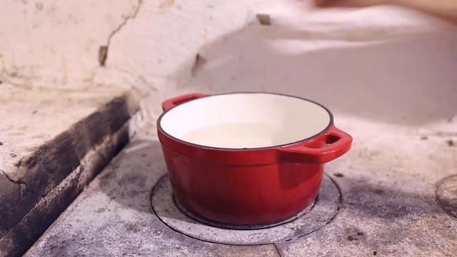 Грибной суп-пюре на дровяной печи смотреть онлайн