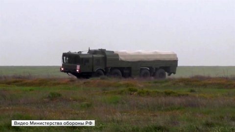 Минобороны РФ завершило обучение белорусских военнослужащих по управлению комплексами "Искандер-М"