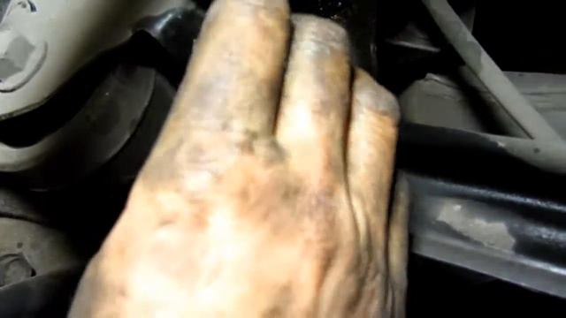 Mitsubishi Pajero - Solving Wheel Alignment Problems смотреть онлайн