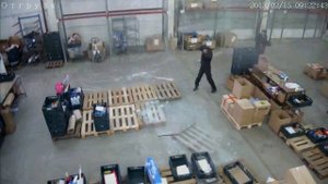 Метеорит+в+Челябинске!+Редкие+кадры!+Паника!+Взрывы!