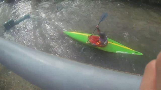 kayak slalom à Guise смотреть онлайн