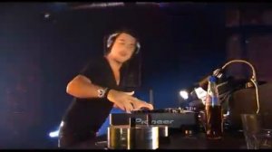 DJ AXWELL в клубе "Discoteque" (Москва)