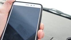 Крутой противоударный чехол для Xiaomi Redmi Note 3 Pro, но есть нюанс.