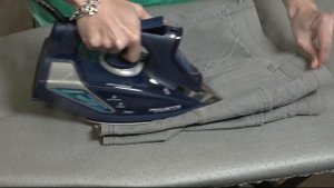 Rowenta Steamforce 1800W Iron with Electronic Steam Pump on QVC