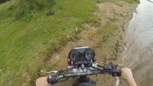 Впервые на Yamaha TW200 / Suzuki Van Van. Покатушки в лесу и максимальная скорость