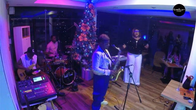 2. Blue Moon by  Rodgers and Lorenz Hart performed by JANCY смотреть онлайн