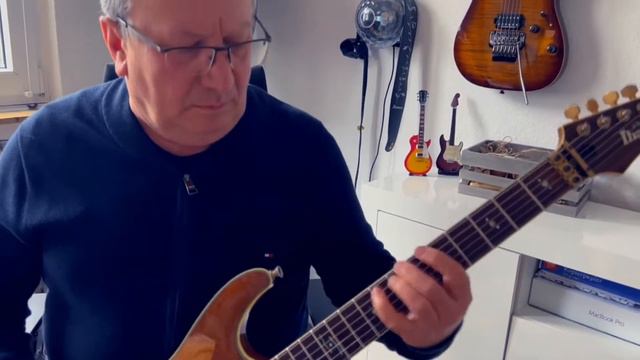 Monster_Riff. Ibanez Prestige vs Ibanez J Custom. смотреть онлайн