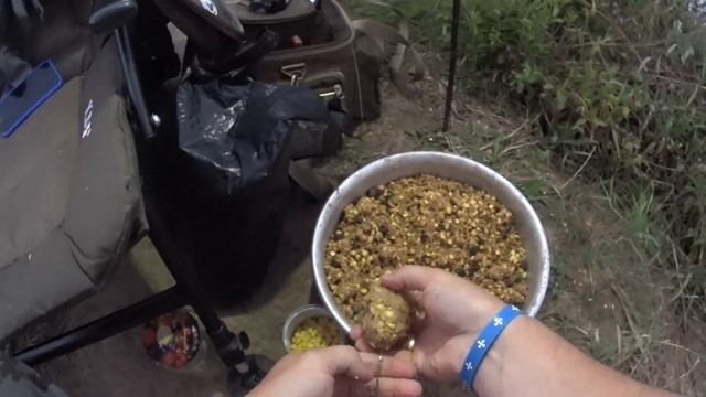 Дурыкино, рыбалка на фидер, Карп! Бешенный клев от прикормки Дунаев и кукурузы )) смотреть онлайн