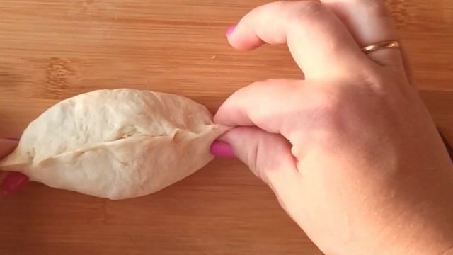 простое классическое формирование порожков #еда #выпечка #выпечкакчаю #вкусно #вкуснаяеда #пирожки
