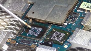 HTC Desire V (T328w Dual SIM) не включается. Диагностика и ремонт. ;)