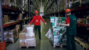 Правила безопасности работы на складе — Не ешь на рабочем месте